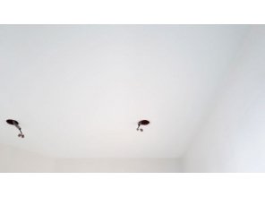 Монтаж потолка в ванной 5 м2 с использованием пленки VIPCEILING серии MONLANGE M9001 (2.15)