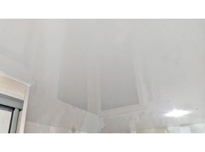 Монтаж потолка в коридоре 10 м2 с использованием пленки VIPCEILING серии MONLANGE L9001 (3.25)