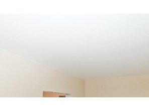 Монтаж потолка для зала 24 м2 с использованием пленки VIPCEILING серии MONLANGE M9001 (4.35)