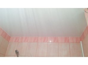 Монтаж потолка в ванной 3 м2 с использованием пленки VIPCEILING серии MONLANGE L9001 (1.95)