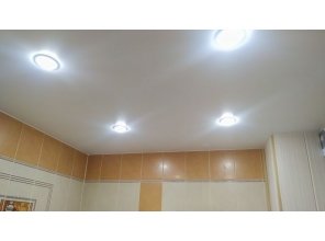 Монтаж потолка в ванной 6 м2 с использованием пленки VIPCEILING серии MONLANGE S9020 (2.15)