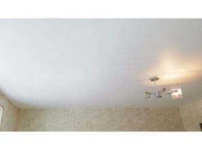 Монтаж потолка для зала 17 м2 с использованием пленки VIPCEILING серии MONLANGE M9001 (4.00)