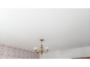 Монтаж потолка в спальне 13 м2 с использованием пленки VIPCEILING серии MONLANGE S9020 (3.25)