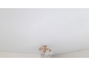 Монтаж потолка в спальне 12 м2 с использованием пленки VIPCEILING серии MONLANGE M9001 (3.25)