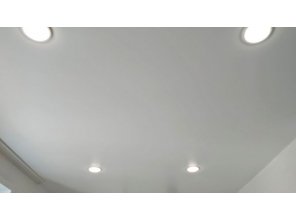 Монтаж потолка на кухне 7 м2 с использованием пленки VIPCEILING серии MONLANGE S9020 (3.25)