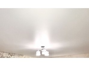 Монтаж потолка для зала 17 м2 с использованием пленки VIPCEILING серии MONLANGE S9020 (3.80)