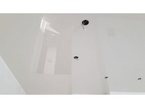 Монтаж потолка для зала 17 м2 с использованием пленки VIPCEILING серии MONLANGE L9042 (5.45)