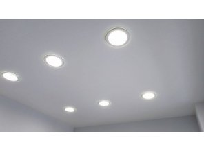 Монтаж потолка на кухне 8 м2 с использованием пленки VIPCEILING серии MONLANGE M9001 (3.25)