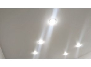 Монтаж потолка на кухне 9 м2 с использованием пленки VIPCEILING серии MONLANGE M9001 (3.25)