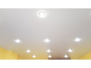 Монтаж потолка для зала 21 м2 с использованием пленки VIPCEILING серии MONLANGE S9020 (4.00)