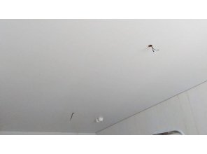 Монтаж потолка в спальне 14 м2 с использованием пленки VIPCEILING серии MONLANGE M9001 (2.60)