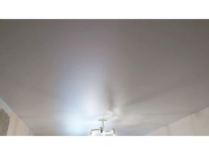 Монтаж потолка в спальне 14 м2 с использованием пленки VIPCEILING серии MONLANGE M9001 (2.60)