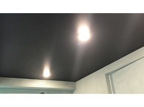 Монтаж потолка в ванной 5 м2 с использованием пленки VIPCEILING серии MONLANGE M9003 (3.50)