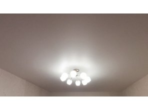 Монтаж потолка для зала 18 м2 с использованием пленки VIPCEILING серии MONLANGE M9001 (3.50)