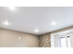 Монтаж потолка на кухне 10 м2 с использованием пленки VIPCEILING серии MONLANGE S9020 (3.25)