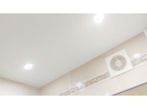 Монтаж потолка в ванной 3 м2 с использованием пленки VIPCEILING серии MONLANGE S9020 (2.15)