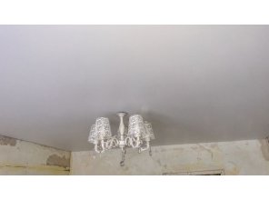 Монтаж потолка в спальне 14 м2 с использованием пленки VIPCEILING серии MONLANGE S9020 (3.25)