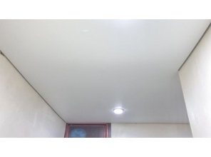 Монтаж потолка в коридоре 5 м2 с использованием пленки VIPCEILING серии MONLANGE S9020 (2.60)