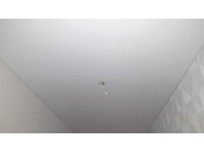 Монтаж потолка в коридоре 7 м2 с использованием пленки VIPCEILING серии MONLANGE M9001 (2.15)