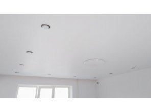 Монтаж потолка для зала 20 м2 с использованием пленки VIPCEILING серии MONLANGE M9001 (4.00)
