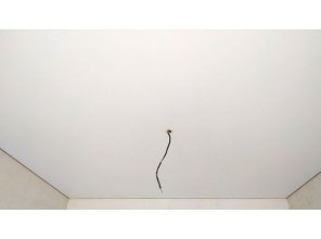 Монтаж потолка в детской 9 м2 с использованием пленки VIPCEILING серии MONLANGE M9001 (2.60)