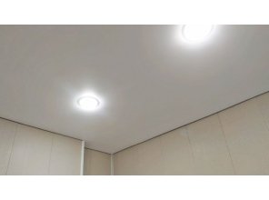 Монтаж потолка в ванной 3 м2 с использованием пленки VIPCEILING серии MONLANGE M9001 (2.15)