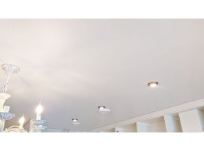 Монтаж потолка в квартире 20 м2 с использованием пленки VIPCEILING серии MONLANGE S9020 (3.25)