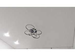 Монтаж потолка для зала 14 м2 с использованием пленки VIPCEILING серии MONLANGE M9001 (4.00)