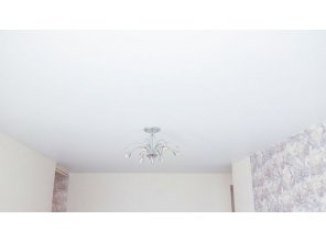 Монтаж потолка для зала 19 м2 с использованием пленки VIPCEILING серии MONLANGE M9001 (5.40)