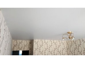 Монтаж потолка в спальне 12 м2 с использованием пленки VIPCEILING серии MONLANGE S9020 (3.25)