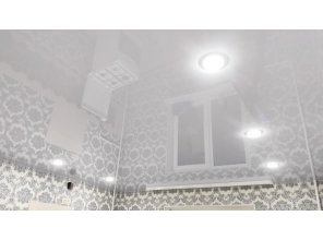 Монтаж потолка на кухне 10 м2 с использованием пленки VIPCEILING серии MONLANGE L9027 (3.50)