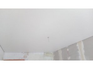 Монтаж потолка в детской 10 м2 с использованием пленки VIPCEILING серии MONLANGE M9001 (2.60)