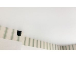 Монтаж потолка на кухне 8 м2 с использованием пленки VIPCEILING серии MONLANGE S9020 (3.50)