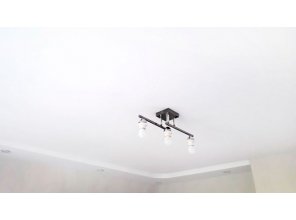 Монтаж потолка на кухне 10 м2 с использованием пленки VIPCEILING серии MONLANGE M9001 (2.60)