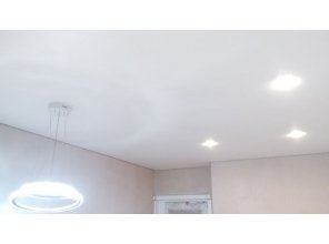 Монтаж потолка на кухне 11 м2 с использованием пленки VIPCEILING серии MONLANGE S9020 (3.25)