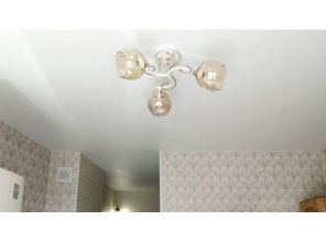 Монтаж потолка на кухне 13 м2 с использованием пленки VIPCEILING серии MONLANGE M9001 (3.25)