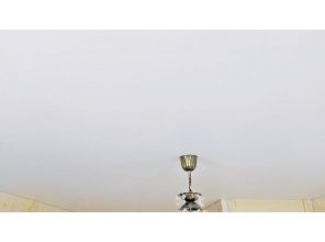 Монтаж потолка для зала 16 м2 с использованием пленки VIPCEILING серии MONLANGE M9001 (3.25)