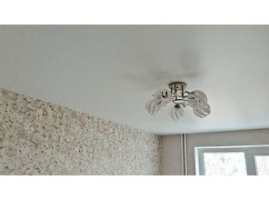 Монтаж потолка в спальне 11 м2 с использованием пленки VIPCEILING серии MONLANGE S9020 (3.25)