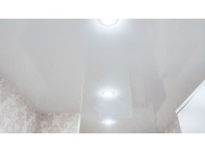 Монтаж потолка в коридоре 7 м2 с использованием пленки VIPCEILING серии MONLANGE L9001 (2.15)