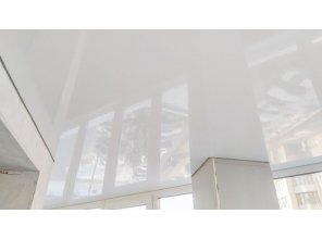 Монтаж потолка в квартире 15 м2 с использованием пленки VIPCEILING серии MONLANGE L9001 (3.25)