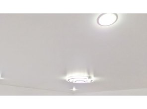 Монтаж потолка для зала 17 м2 с использованием пленки VIPCEILING серии MONLANGE S9020 (4.35)