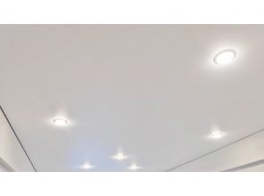 Монтаж потолка в спальне 10 м2 с использованием пленки VIPCEILING серии MONLANGE M9001 (2.60)