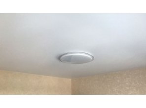 Монтаж потолка в спальне 8 м2 с использованием пленки VIPCEILING серии MONLANGE M9001 (3.25)