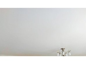 Монтаж потолка для зала 19 м2 с использованием пленки VIPCEILING серии MONLANGE S9020 (4.35)