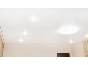 Монтаж потолка для зала 20 м2 с использованием пленки VIPCEILING серии MONLANGE S9020 (5.40)