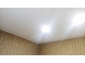 Монтаж потолка в прихожей 4 м2 с использованием пленки VIPCEILING серии MONLANGE M9001 (3.50)