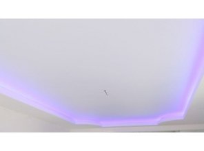 Монтаж потолка в гостиной 14 м2 с использованием пленки VIPCEILING серии MONLANGE M9001 (3.25)