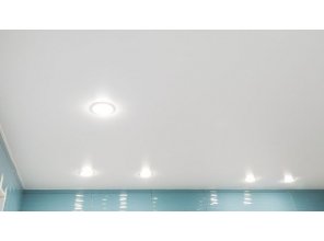 Монтаж потолка в ванной 12 м2 с использованием пленки VIPCEILING серии MONLANGE S9020 (3.25)