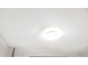 Монтаж потолка на кухне 6 м2 с использованием пленки VIPCEILING серии MONLANGE S9020 (2.60)