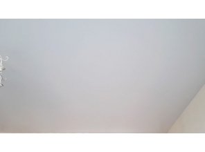 Монтаж потолка для зала 18 м2 с использованием пленки VIPCEILING серии MONLANGE M9001 (3.50)